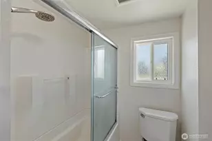 2407 NW 60th St, Seattle, WA 98107 - Photo 14