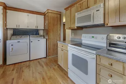 1512 5th Avenue SW, Puyallup, WA 98371 - Photo 10