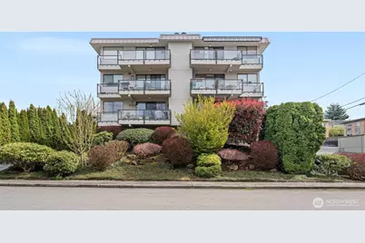 217 Alder Street #101, Edmonds, WA 98020 - Photo 2