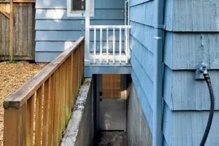 4006 32nd Ave W, Seattle, WA 98199 - Photo 22