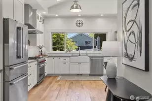 2629 E Valley St, Seattle, WA 98112 - Photo 4