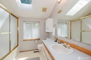 18631 E State Route 106, Belfair, WA 98528 - Photo 30