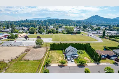 1720 S Walter Street, Mount Vernon, WA 98273 - Photo 12