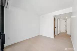 300 Virginia St, Seattle, WA 98121 - Photo 12