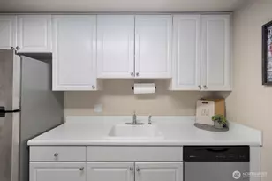 9494 Redmond Woodinville Road NE, Redmond, WA 98052 - Photo 16