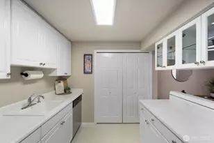 9494 Redmond Woodinville Road NE, Redmond, WA 98052 - Photo 18