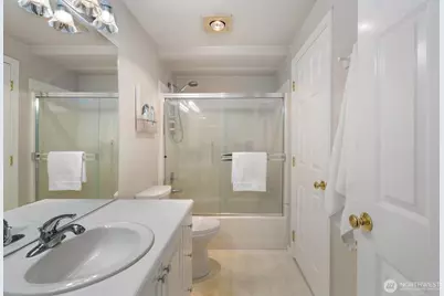 9494 Redmond Woodinville Road NE #B102, Redmond, WA 98052 - Photo 26