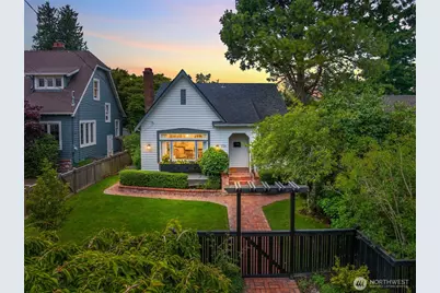 2729 38th Avenue SW, Seattle, WA 98126 - Photo 1
