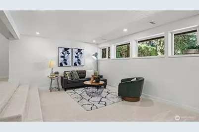 6560 W Mercer Way, Mercer Island, WA 98040 - Photo 16
