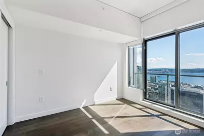 2510 6th Avenue #2905, Seattle, WA 98121 - Photo 12