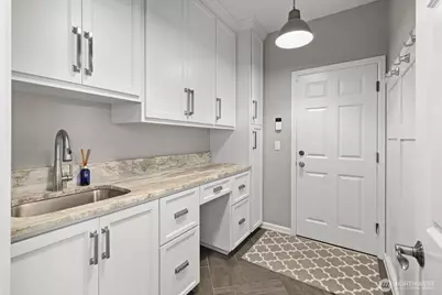 26555 SE 15th Street, Sammamish, WA 98075 - Photo 22