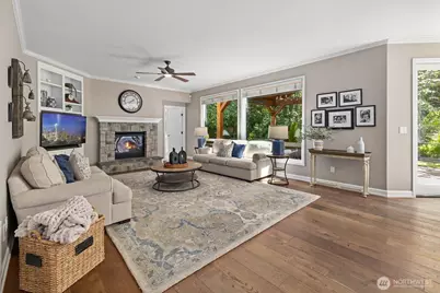26555 SE 15th Street, Sammamish, WA 98075 - Photo 18