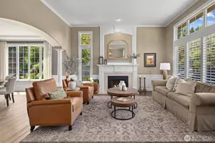 26555 SE 15th St, Sammamish, WA 98075 - Photo 4