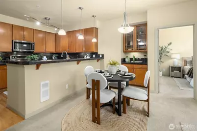 150 102nd Avenue SE #205, Bellevue, WA 98004 - Photo 4