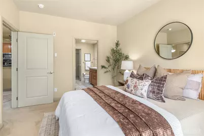 150 102nd Avenue SE #205, Bellevue, WA 98004 - Photo 10