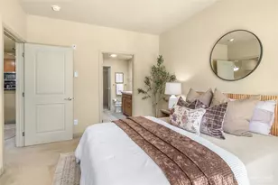 150 102nd Ave SE, Bellevue, WA 98004 - Photo 10
