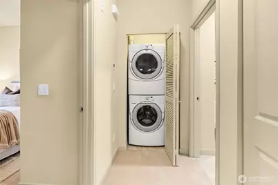 150 102nd Avenue SE #205, Bellevue, WA 98004 - Photo 14