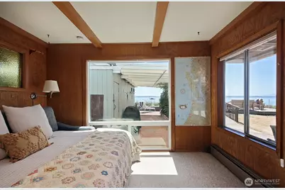 848 Old Beach Road, Freeland, WA 98249 - Photo 12