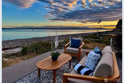 848 Old Beach Road, Freeland, WA 98249 - Photo 1