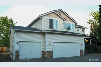 651 Milwaukee Boulevard S, Pacific, WA 98047 - Photo 1