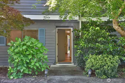137 4th Street #A2, Langley, WA 98260 - Photo 2