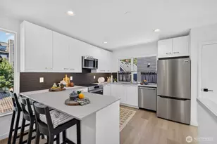 4107 25th Ave SW, Seattle, WA 98106 - Photo 10