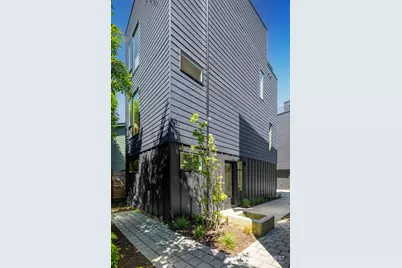 4107 25th Avenue SW, Seattle, WA 98106 - Photo 4