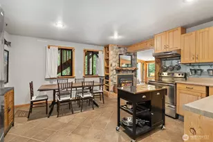 41 N Dow Pl, Hoodsport, WA 98548 - Photo 10