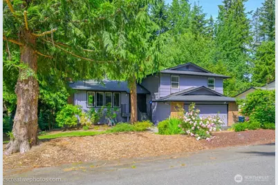 19306 74th Avenue W, Lynnwood, WA 98036 - Photo 2