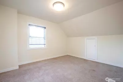 1204 4th Avenue SE, Puyallup, WA 98372 - Photo 10