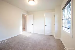 1204 4th Ave SE, Puyallup, WA 98372 - Photo 20