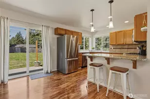 303 135th Pl SE, Rainier, WA 98576 - Photo 8