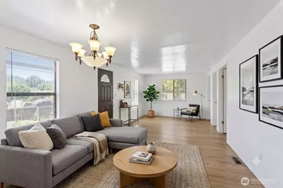 8614 Renton Avenue S, Seattle, WA 98118 - Photo 6