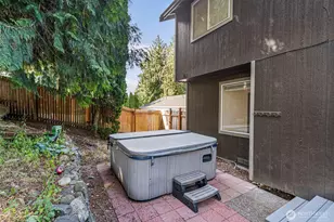 4840 N Island Dr E, Bonney Lake, WA 98391 - Photo 26