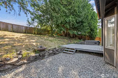 4840 N Island Drive E, Bonney Lake, WA 98391 - Photo 24