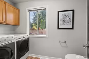 4840 N Island Dr E, Bonney Lake, WA 98391 - Photo 14