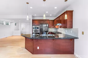 1757 9th Ct NE, Issaquah, WA 98029 - Photo 8