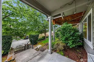 1757 9th Ct NE, Issaquah, WA 98029 - Photo 32