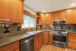 3546 Longhorn Dr NW, Bremerton, WA 98312 - Photo 10