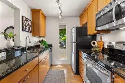 513 142nd Avenue SE #72, Bellevue, WA 98007 - Photo 6