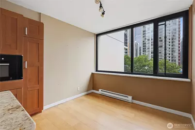2100 3rd Avenue #506, Seattle, WA 98121 - Photo 16