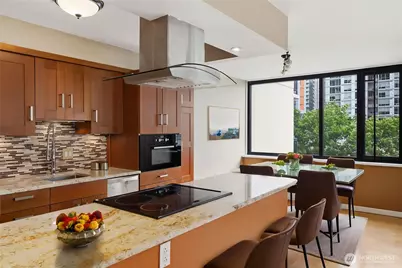 2100 3rd Avenue #506, Seattle, WA 98121 - Photo 4
