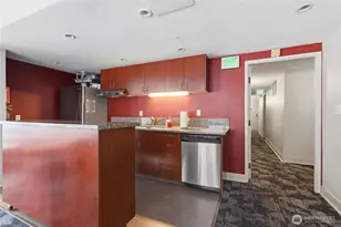 2100 3rd Ave, Seattle, WA 98121 - Photo 22
