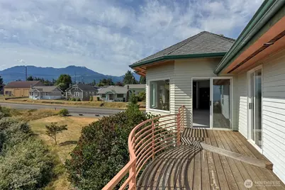1623 W Fifth Street, Port Angeles, WA 98363 - Photo 28