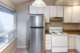 12741 NE 35th Ave NE, Seattle, WA 98125 - Photo 10