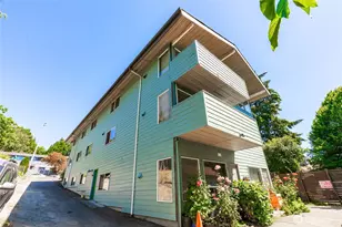 12741 NE 35th Ave NE, Seattle, WA 98125 - Photo 2