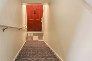 12741 NE 35th Ave NE, Seattle, WA 98125 - Photo 6