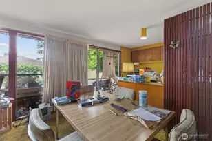 1212 146th Ave SE, Bellevue, WA 98007 - Photo 10