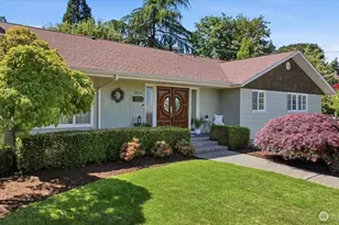 1024 Crestwood Ln, Fircrest, WA 98466 - Photo 2