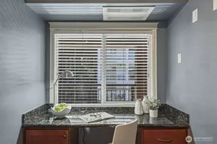 130 105th Ave SE, Bellevue, WA 98004 - Photo 4